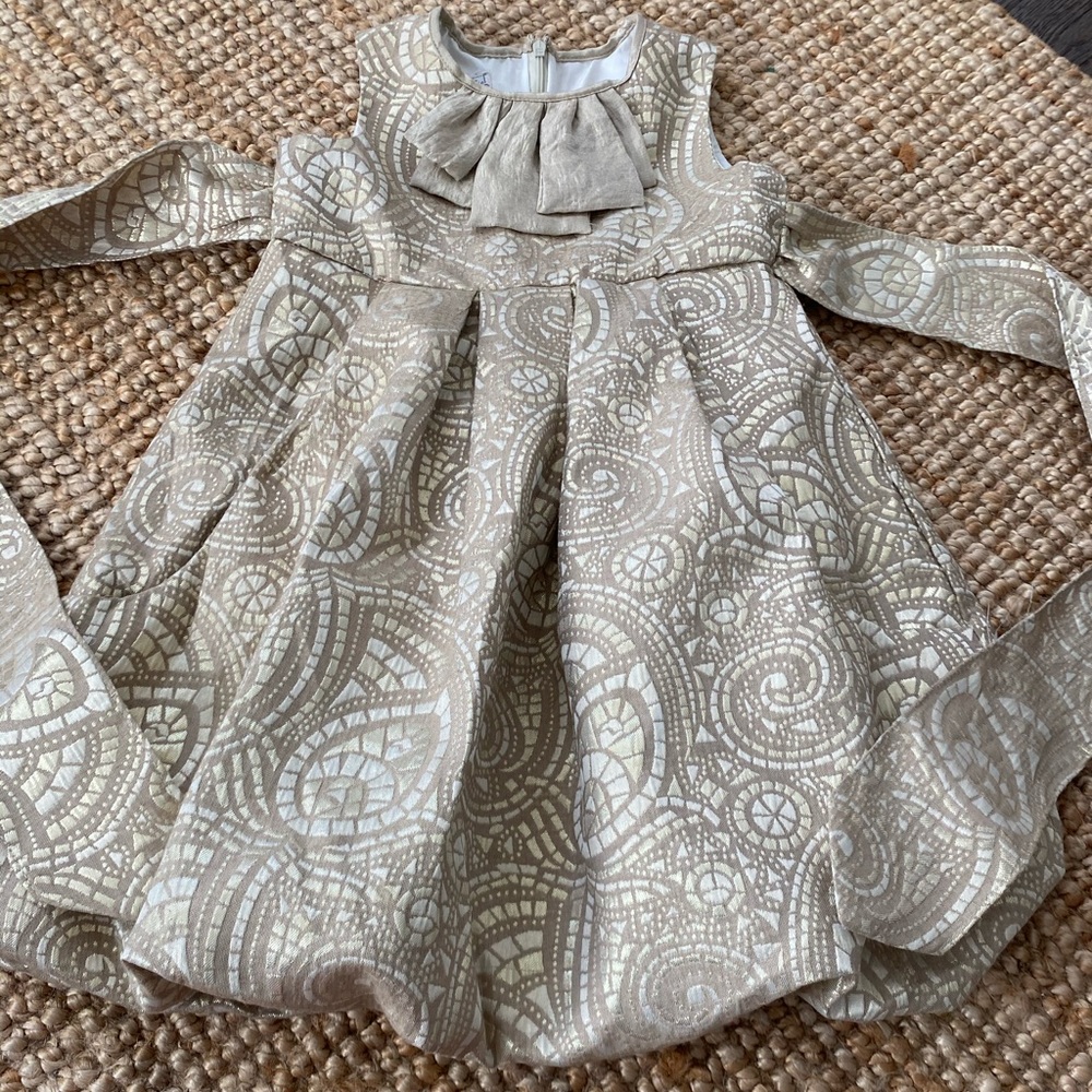 Glamorous and gold Pippa & Julie dress